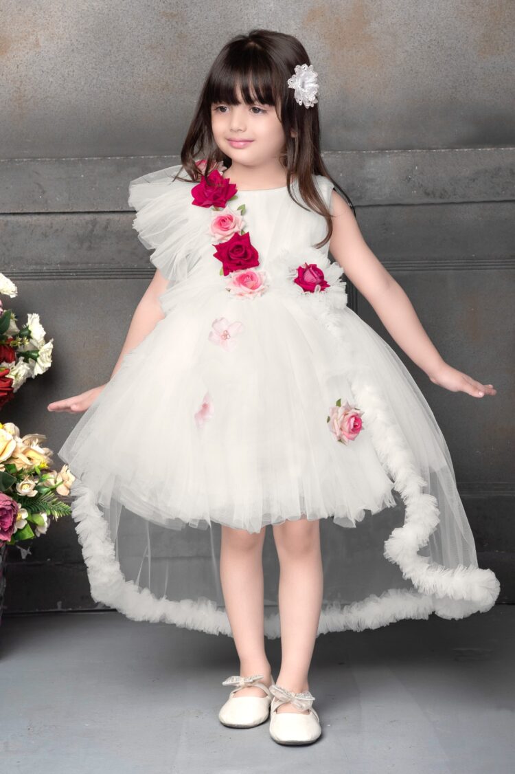 Princess Elegant white Multi Layered Party wear Applique Sleeveless Party Dress